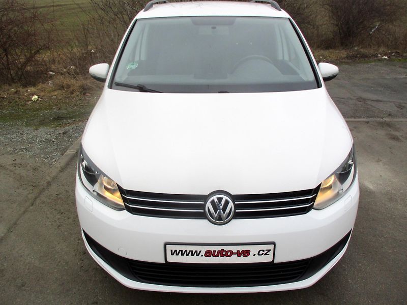 Volkswagen Touran 1.2TSi 77kW TL*L+Z PNEU*VÝHŘEV - fotka 4 z 39