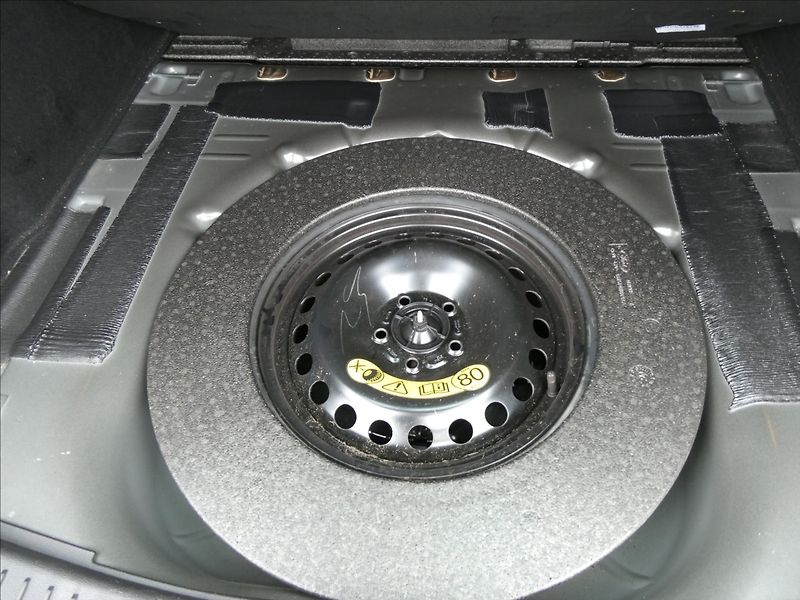 Ford Focus 1,5 Duratorq TDCI 95k kombi - fotka 23 z 38