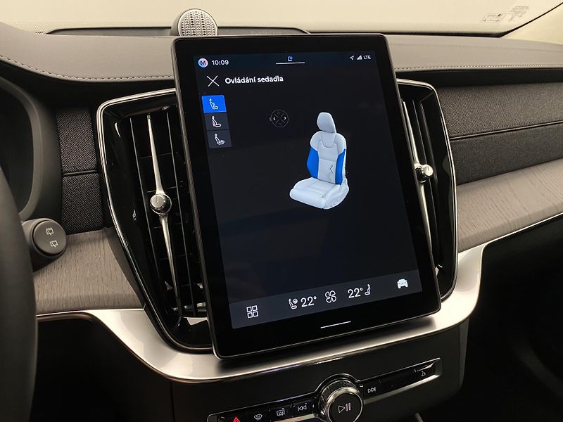 Volvo XC90 (2026) T8 AWD Plug-in BRIGHT ULTRA - fotka 70 z 76