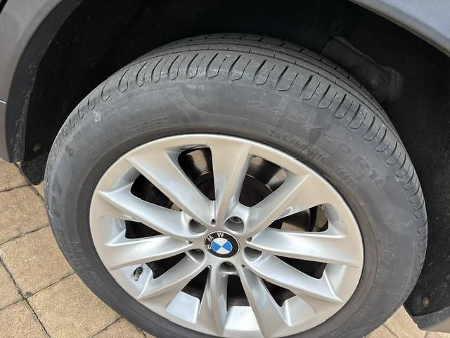 BMW X4 X DRIVE 20D - fotka 27 z 29