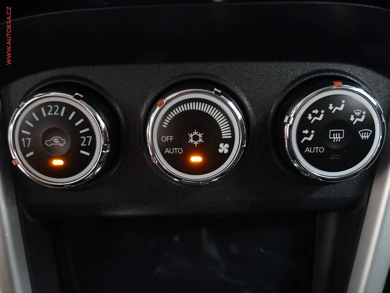 Mitsubishi Lancer (2017) 1.6., 1.maj,ČR, AC, výhřev - fotka 16 z 19