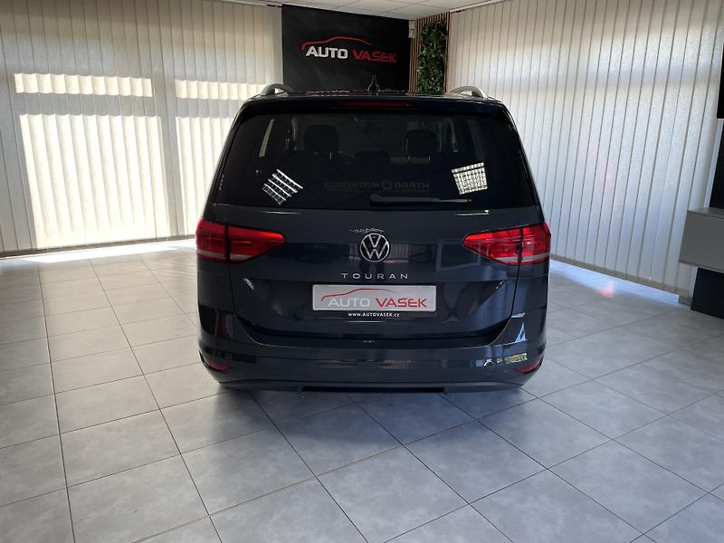 Volkswagen Touran 1.5 TSi 110 kW REZERVACE  - fotka 9 z 25