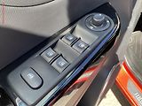 Renault Captur (2015) 0.9TCe, Helly Hansen - náhled 14