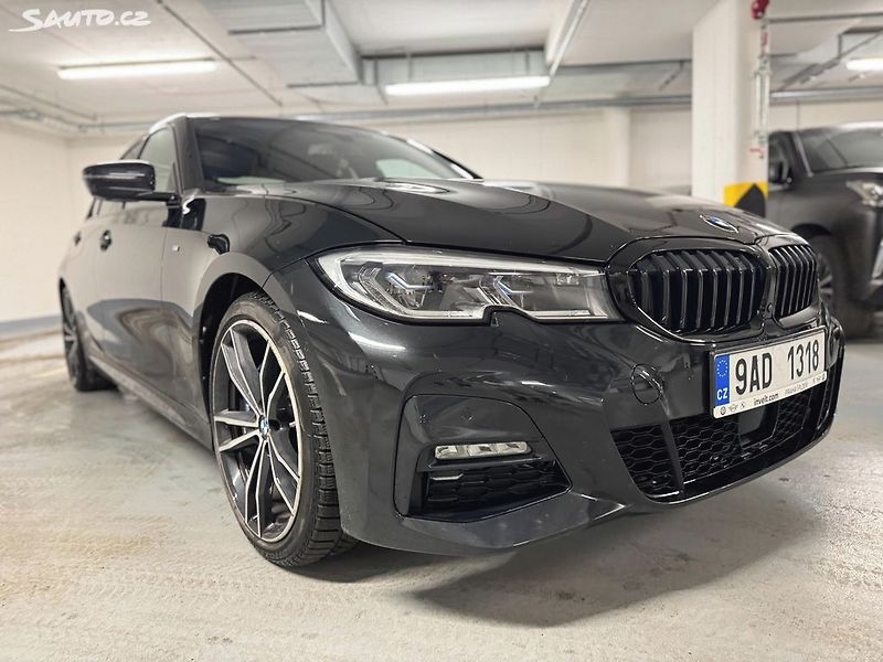 BMW Řada 3 330XD M-Sport 195kW - fotka 11 z 37