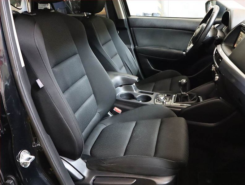 Mazda CX-5 (2016) Attraction 2.0 Skyactiv-G - fotka 9 z 21