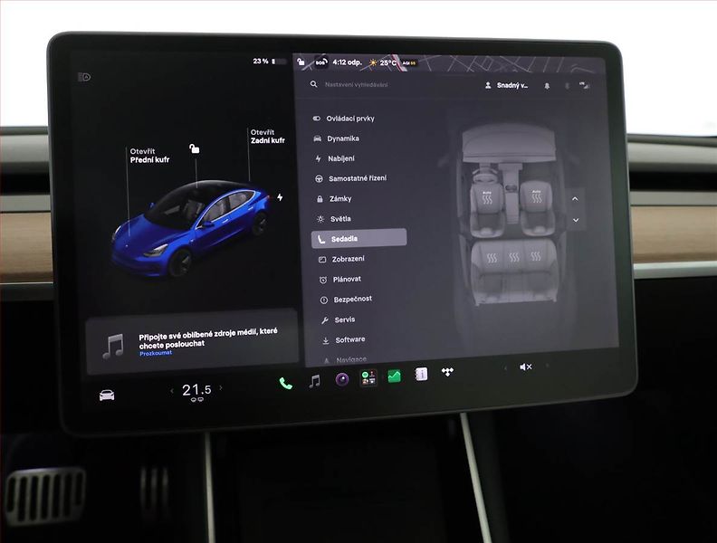 Tesla Model 3 (2019) Long Range 4WD 78kWh, SoH 85% - fotka 18 z 23