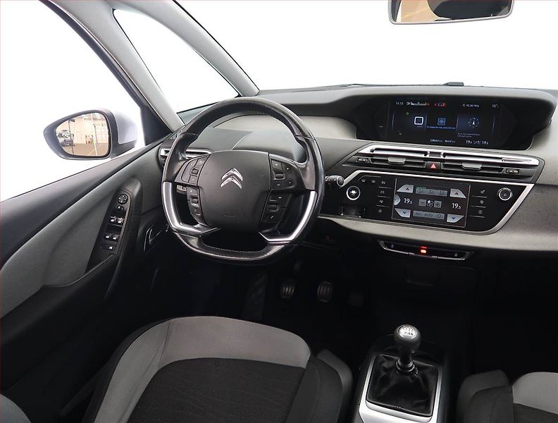 Citroën C4 Picasso (2014) 2.0 HDI, Navi, Tempomat - fotka 7 z 20