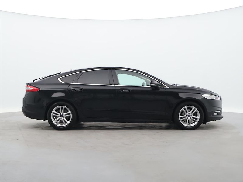 Ford Mondeo 2,0 TDCi 110kW CZ - fotka 8 z 31