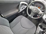 Toyota RAV4 (2007) 2.2 D-CAT 130kW 4X4 -TAŽ.ZAŘ. - náhled 11