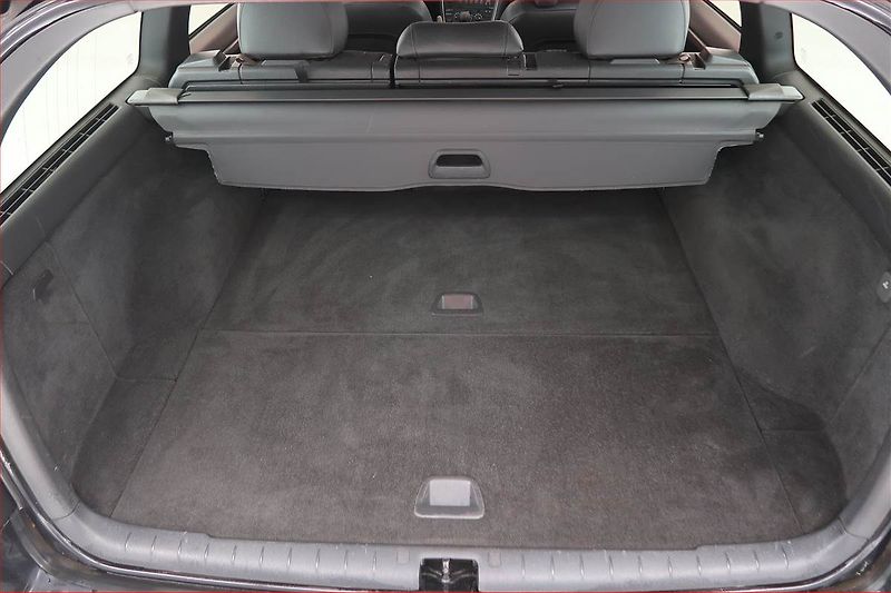 Volvo V70 (2004) 2.4 D5, nová STK, Tažné, Klima - fotka 11 z 11