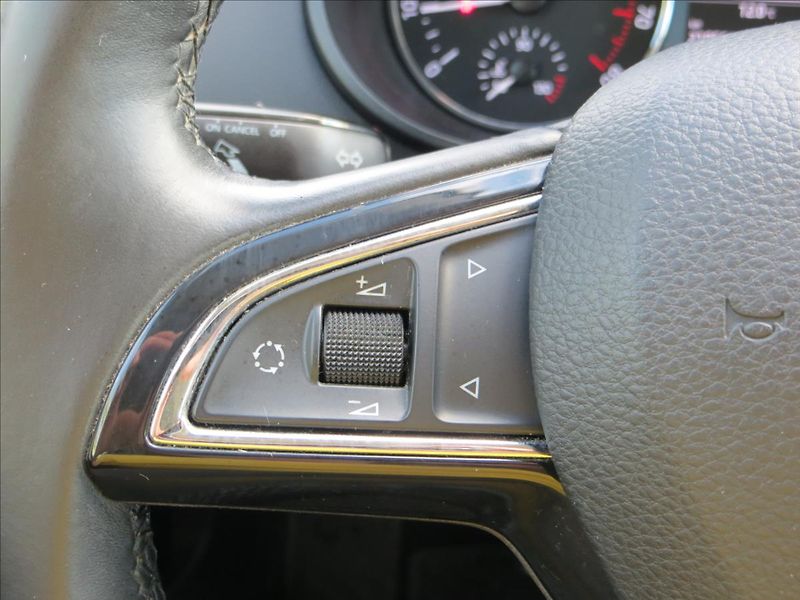 Škoda Octavia 1,2 TSI Ambition Plus DSG7 ČR - fotka 16 z 21