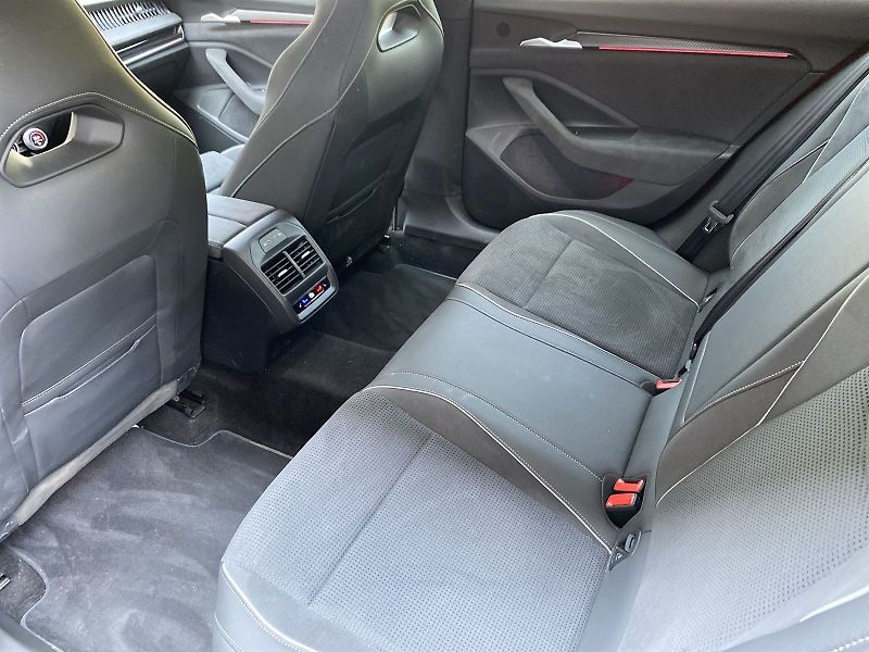 Škoda Superb (2025) Combi 2.0 TDI 4x4 DSG Sportlin - fotka 9 z 40