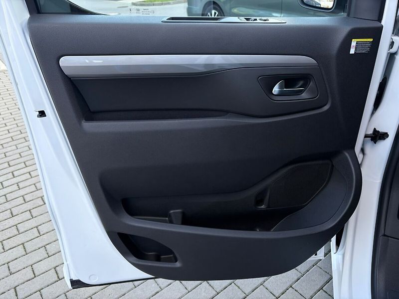 Toyota ProAce Verso L1 2.2L Family Executive - fotka 5 z 17