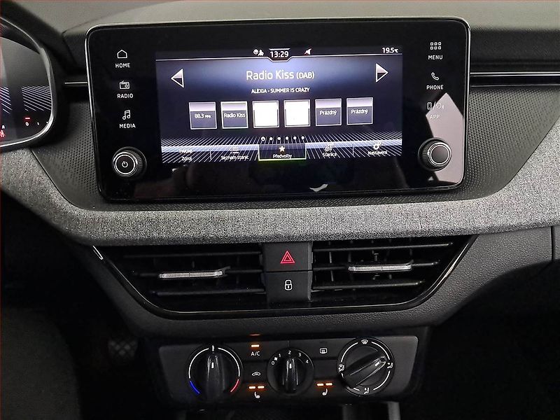 Škoda Scala (2025) Selection 1.0 TSI - fotka 12 z 16
