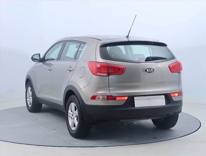 Kia Sportage (2015) 1.6 GDI - fotka 4 z 14
