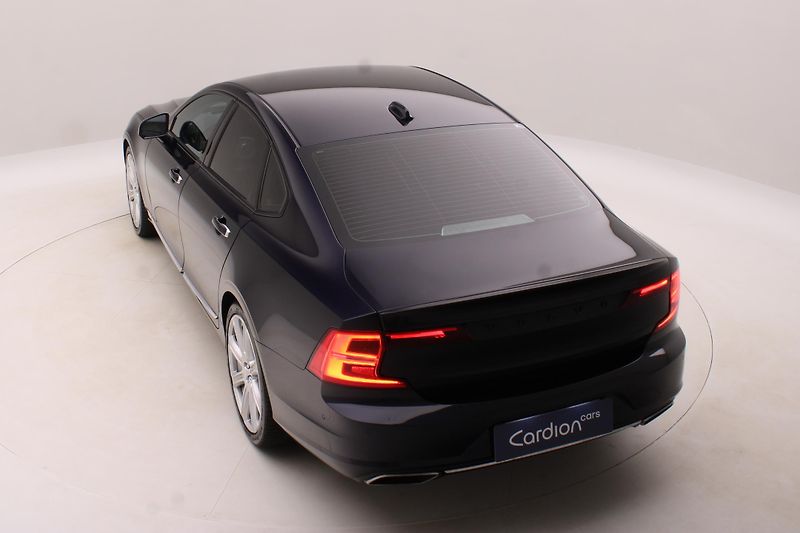 Volvo S90 T6 AWD   REZERVACE - fotka 17 z 40