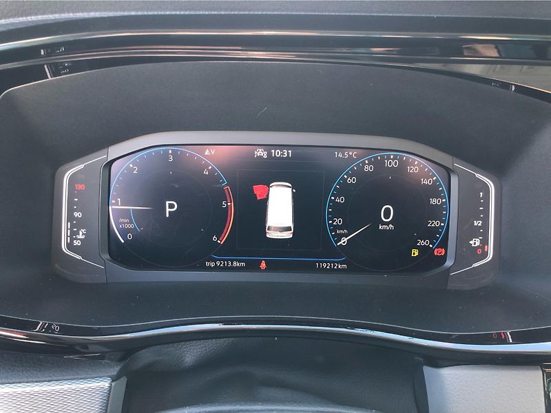 Volkswagen Caravelle 2,0 TDI 4motion Highline - fotka 19 z 29