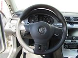Volkswagen Passat (2011) 1.6 TDi, AC, tempo, park - náhled 15
