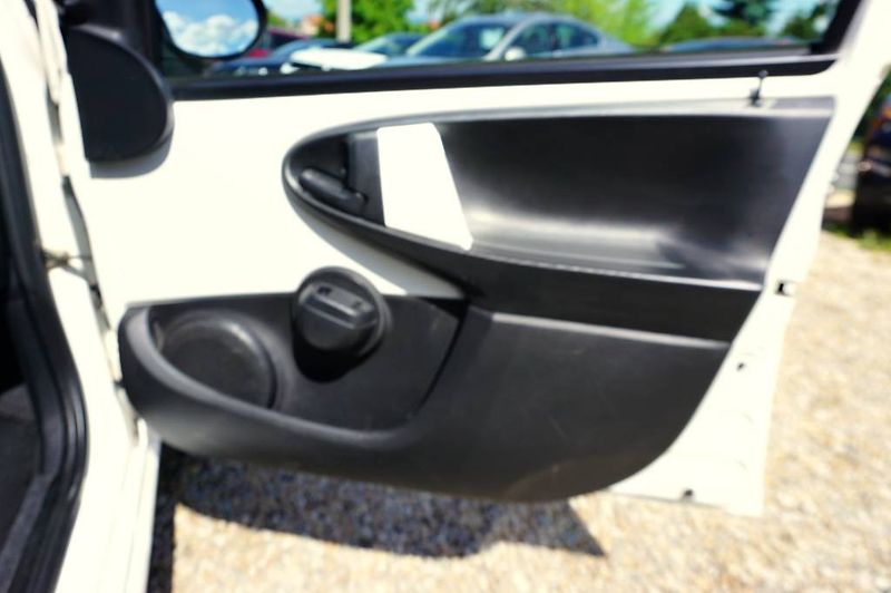 Citroën C1 (2013) TENDENCE 1,0i 50 kW - fotka 20 z 39