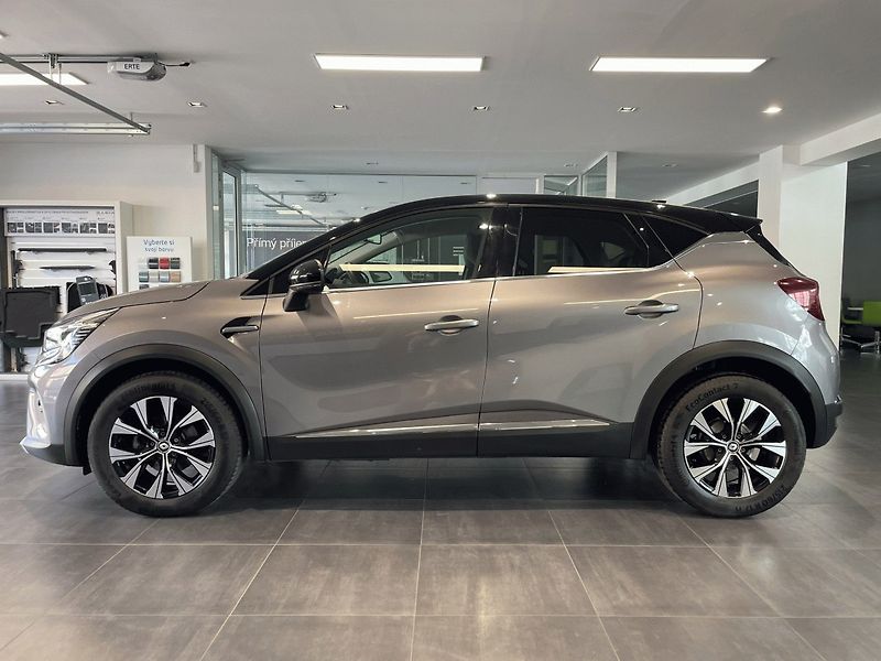 Renault Captur (2023) TECHNO 1,3TCe EDC - fotka 2 z 25