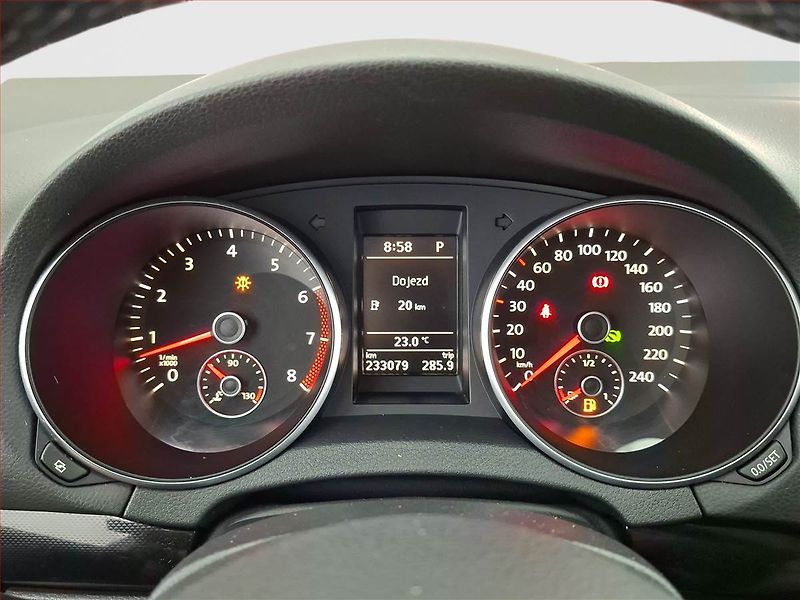 Volkswagen Golf (2009) 1.4 TSI, Automat, Serv.kniha - fotka 11 z 16