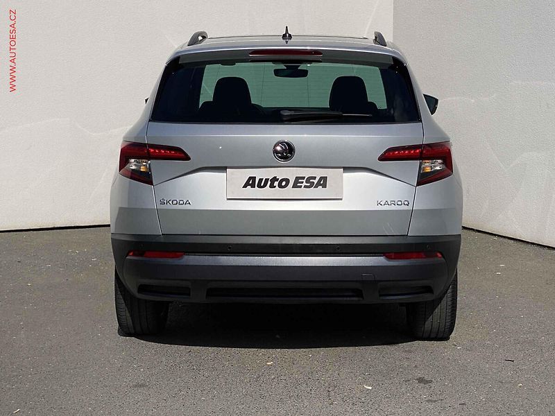Škoda Karoq (2018) 1.0 TSi, Style, DSG, LED - fotka 5 z 20