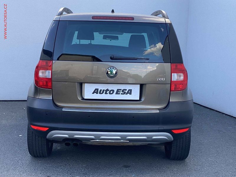 Škoda Yeti (2011) 1.4 TSi, Active, TZ, +kola - fotka 5 z 18