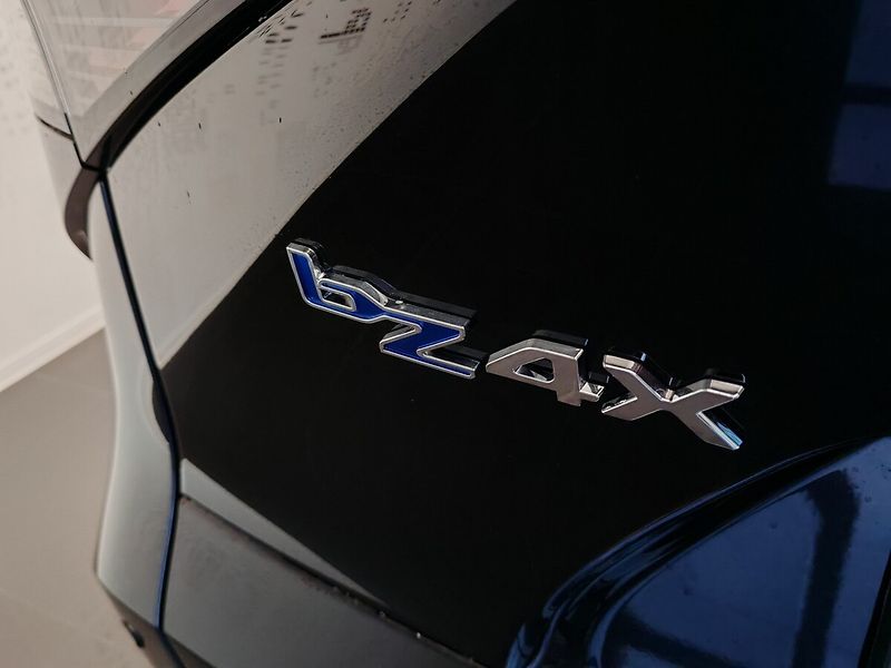 Toyota bZ4X - fotka 9 z 46