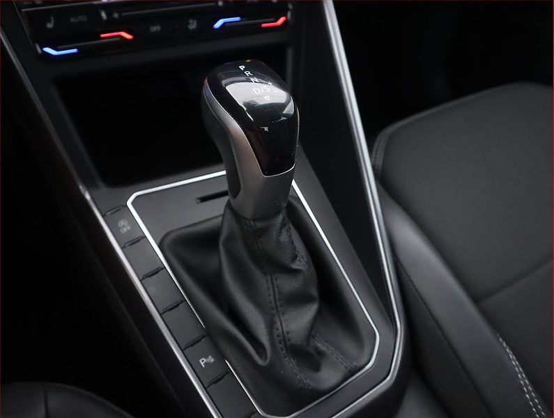 Volkswagen Taigo (2023) 1.5 TSI - fotka 13 z 21