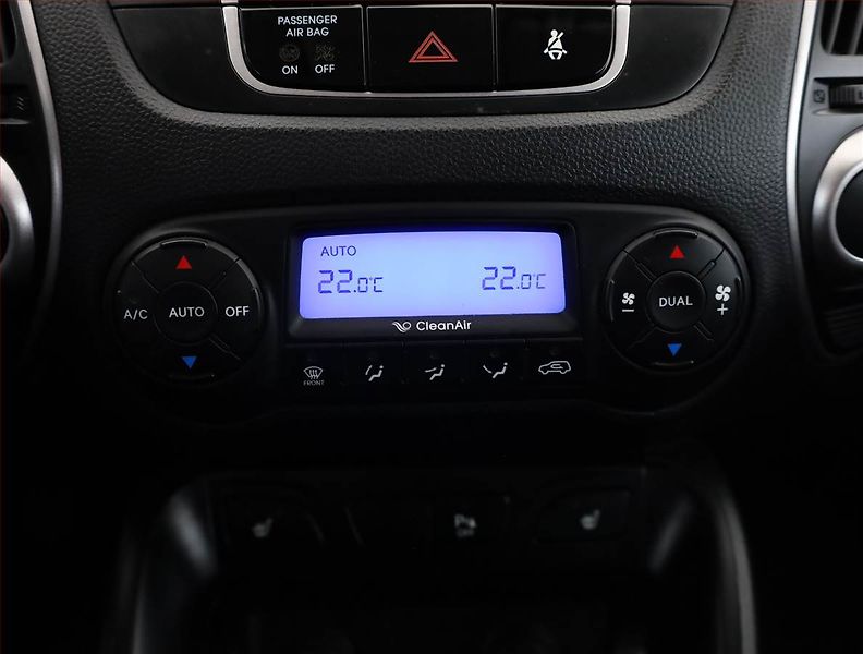 Hyundai ix35 (2013) 1.7 CRDi, nová STK, Tažné - fotka 13 z 17