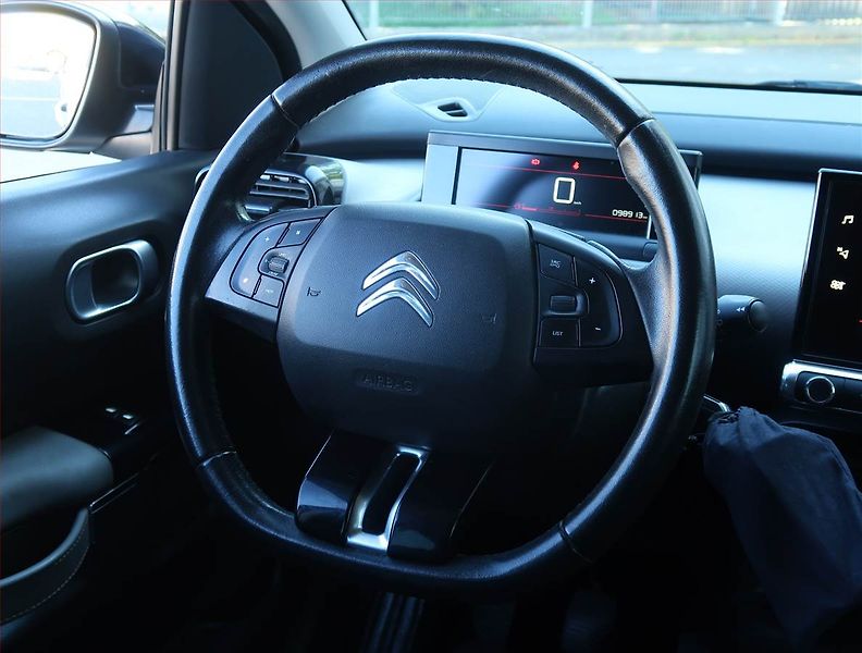 Citroën C4 Cactus (2018) 1.2 PureTech, Serv.kniha, Navi - fotka 19 z 19