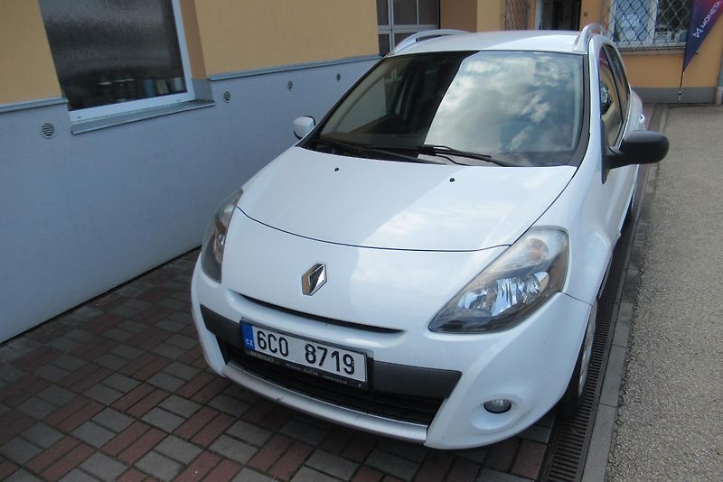Renault Clio 1.2i KLIMA TAŽNÉ - fotka 5 z 19