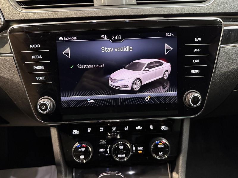Škoda Superb 2.0 TDI 147kW L&K 4x4 DSG - fotka 7 z 17
