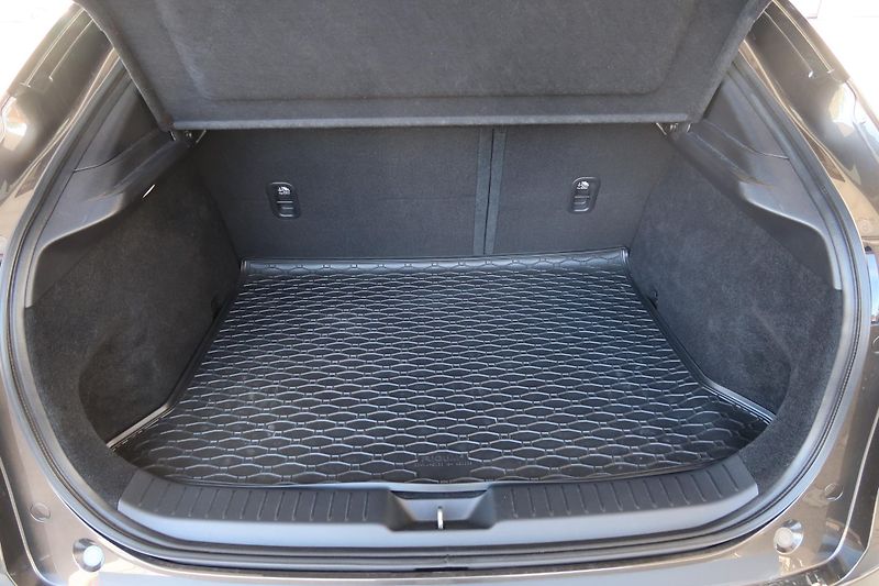 Mazda CX-30 2,0 G122 Plus serviska, ČR - fotka 16 z 33