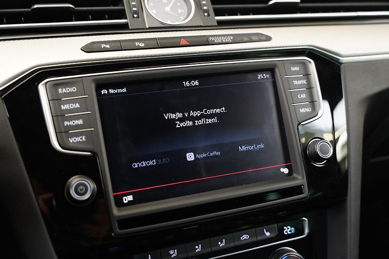 Volkswagen Passat - fotka 19 z 25