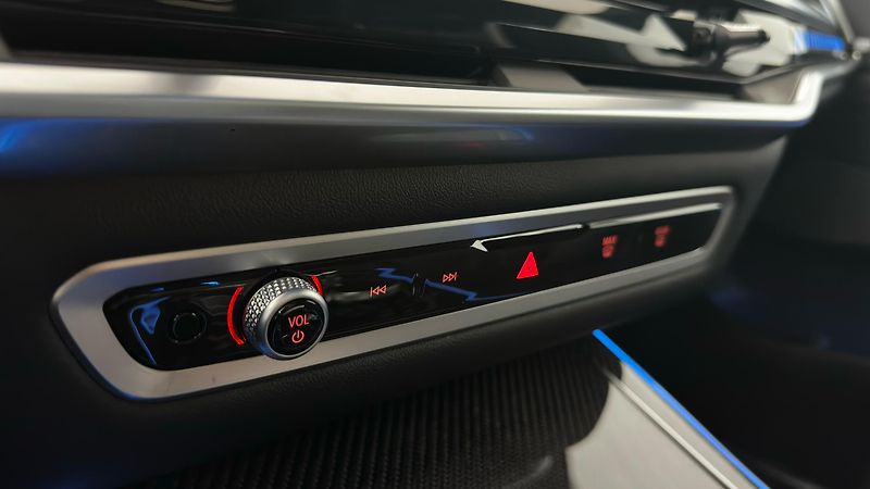 BMW X7 M60i X-DRIVE / ZÁRUKA / 7 MÍST - fotka 48 z 67