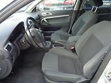 Škoda Superb 2,0 TDI - náhled 9