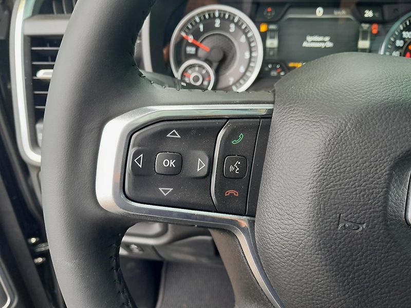 Dodge RAM (2024) 1500, 5.7 V8  Laramie - fotka 30 z 43