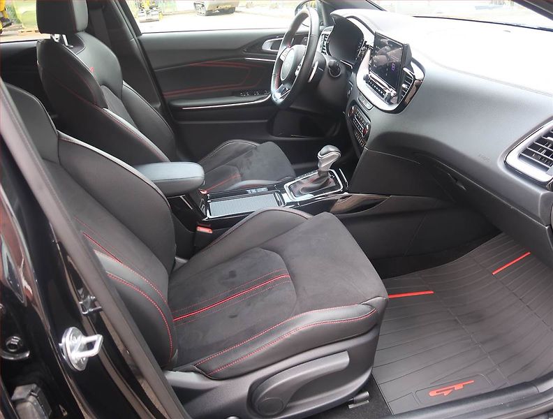 Kia Pro_Ceed (2024) GT 1.6 T-GDI - fotka 9 z 23