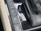 Škoda Superb (2016) 2.0TDi, L&K, DSG, panor - náhled 16