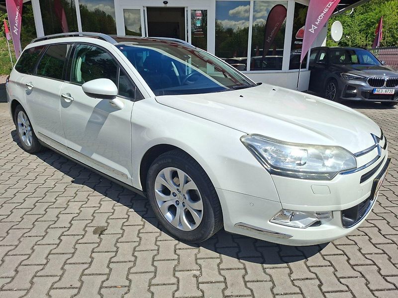 Citroën C5 (2011) TOURER 2.0HDi 120kW AUT - fotka 1 z 49