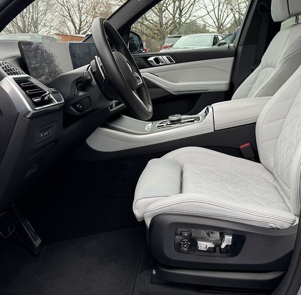 BMW X5 30xd Masáž Ventilace Softclose - fotka 20 z 25