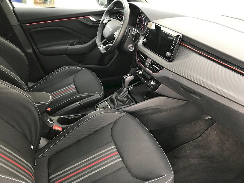 Škoda Scala (2026) MONTE CARLO 1,0 TSI DSG - fotka 7 z 29