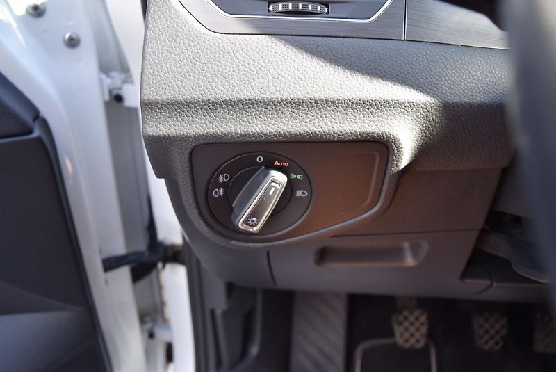 Volkswagen Golf Sportsvan (2018) 1.5TSI 96kw EVO 130 TAŽNÉ APP  - fotka 32 z 44