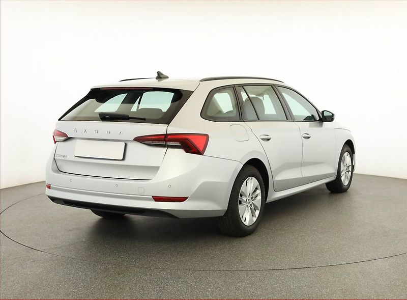 Škoda Octavia (2022) Ambition 2.0 TDI, ČR,1.maj - fotka 5 z 24