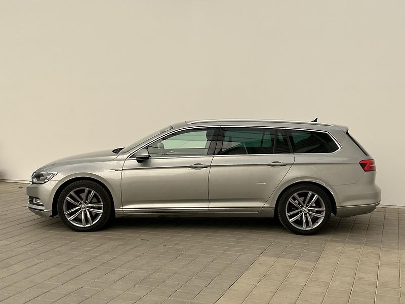 Volkswagen Passat Variant 2,0 TDI 4x4 Highline - fotka 3 z 29