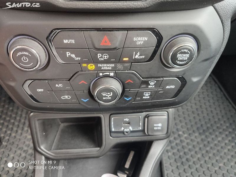 Jeep Renegade (2023) 1,0 - fotka 10 z 15