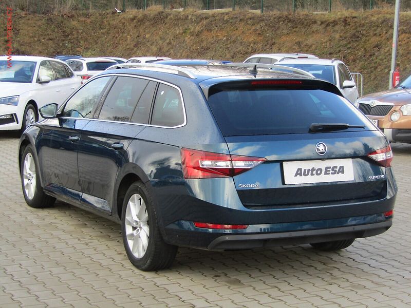 Škoda Superb (2019) 1.6 TDi, Style, DSG, bixen - fotka 6 z 23