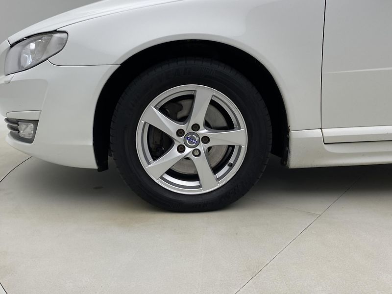Volvo V70 D4 AWD MOMENTUM REZERVACE - fotka 33 z 46