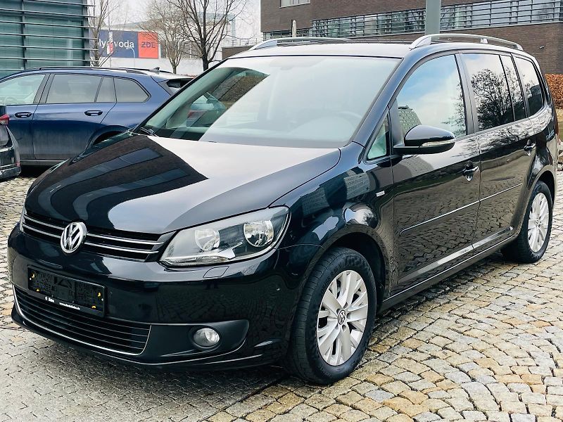Volkswagen Touran 1.4TSI VÝHŘEV SERVISKA TAŽNÉ - fotka 4 z 46